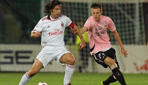 Hat bis 2014 bei Juventus unterschrieben: Andrea Pirlo (l.)