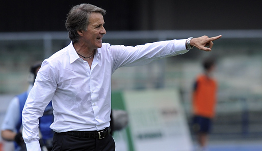 "Hey, das ist jetzt wieder mein Platz!" Attilio Tesser, alter und neuer Trainer bei Novara Calcio