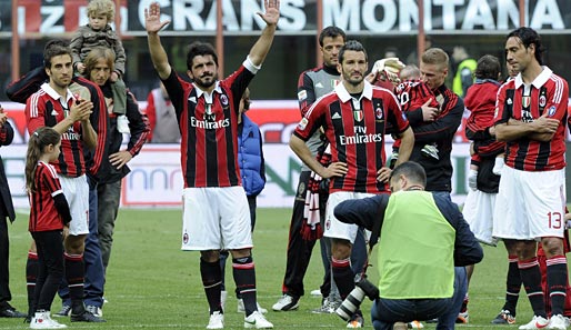 Gennaro Gattuso, Gianluca Zambrotta und Alessandro Nesta nach dem letzten Spiel für den AC Milan