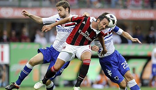 Giampaolo Pazzini (m.) will mit dem AC Mailand hoch hinaus