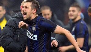 Zdravko Kuzmanovic stand in der laufenden Spielzeit in 14 Pflichtspielen für Inter auf dem Feld