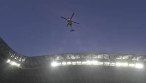 Ein Achtligaspieler lässt sich während der Partie mit dem Hubschrauber entführen.