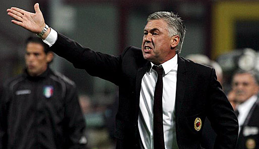 Carlo Ancelotti liegt mit dem AC Mailand bereits zwölf Zähler hinter Stadtrivale Inter