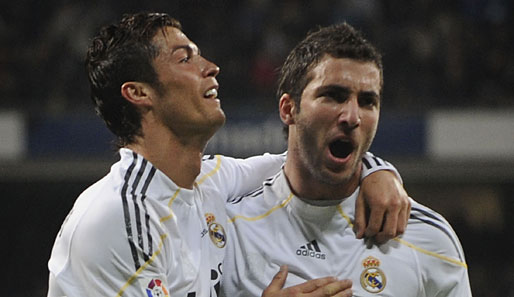 Cristiano Ronaldo (l.) und Gonzalo Higuain schossen zusammen schon 39 Ligatore in dieser Saison