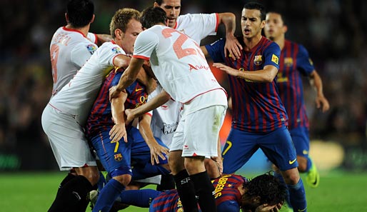 Das Hinspiel war hitzig. Es endete 0:0 und in der 90. Minute flogen zwei Sevilla-Spieler vom Platz