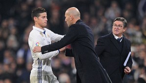 James Rodriguez wird von Zinedine Zidane wieder einmal ausgewechselt