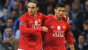 Dimitar Berbatov (l.) und Cristiano Ronaldo spielten einst zusammen bei Mancheter United