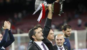 14. August 2015: Moment, ist das nicht...? Genau, Ernesto Valverde! In den Farben des Athletic Club feiert der heutige Barca-Coach den Gewinn der Supercopa mit Bilbao. Maßgeblich daran beteiligt ist sein aktueller Stammkeeper ter Stegen