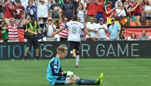 2. Juni 2013: Das Duell Klinsmann gegen Löw gibt es angesichts des 100. Geburtstags von US-Soccer als Freundschaftskick. Doch aus einem anderen Grund wird das Spiel ein Hit auf YouTube...