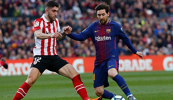 Lionel Messi vom FC Barcelona erklärt rätselhaftes Übergeben auf dem Platz.