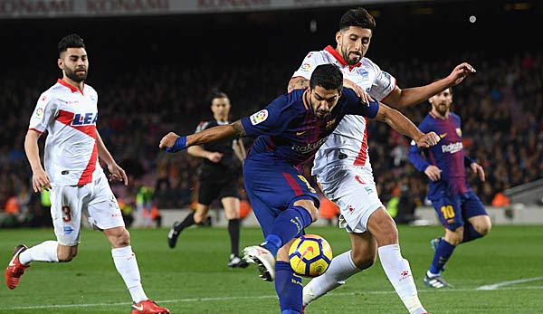 Der FC Barcelona startet gegen Deportivo Alaves in die neue Saison.