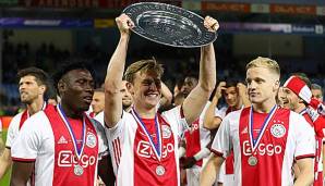 Der 22 Jahre junge Frenkie de Jong darf sich bereits niederländischer Meister und Pokalsieger nennen.
