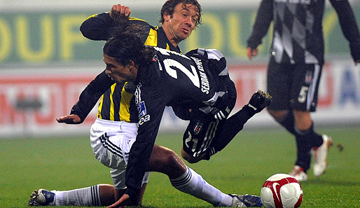 Das Hinspiel im Inönü-Stadion gewann Besiktas klar und deutlich mit 3:0