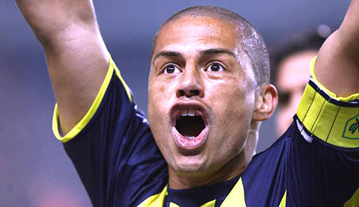 Alex de Souza spielte 48 Mal für die Nationalmannschaft Brasiliens und erzielte dabei zwölf Tore