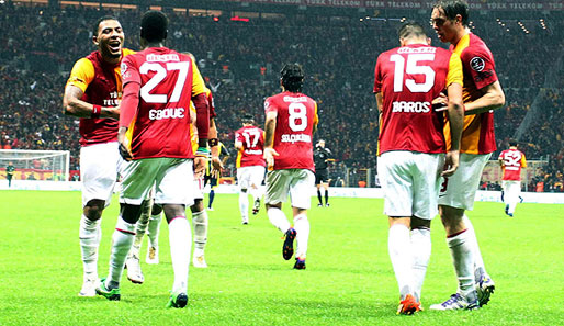 Galatasaray hat erstmals seit April 2008 wieder gegen Fenerbahce gewonnen