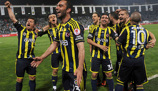Fenerbahce siegt im türkischen Pokalfinale gegen Bursaspor mit 4:0