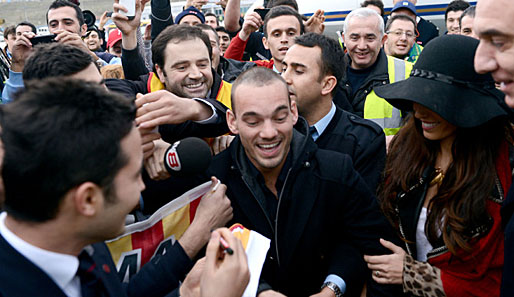 Wesley Sneijder hat bei Galatasaray bis 2016 unterschrieben