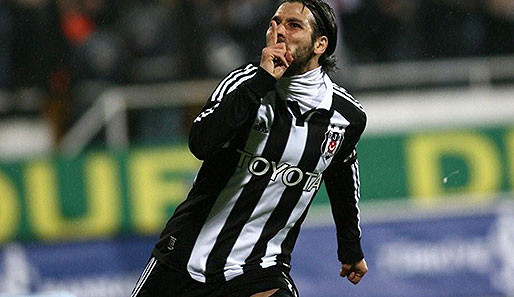 Olcay Sahan bejubelt seinen Siegtreffer gegen Antalyaspor