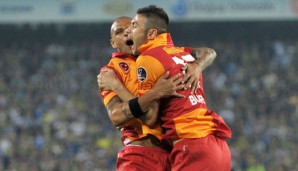 Burak Yilmaz (r.) schoss Galatasaray mit einem Doppelpack zum Sieg