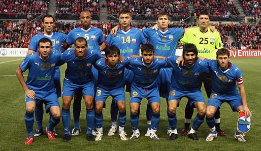 Das Team von Bunyodkor Taschkent im AFC-Champions-League-Halbfinale 2008 um Rivaldo