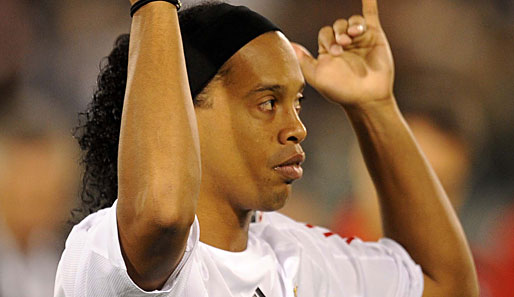 Ronaldinho erzielte den Treffer für den AC Mailand in der Nachspielzeit