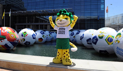 Auch Maskottchen Zakumi fiebert der Auslosung zur WM 2010 entgegen
