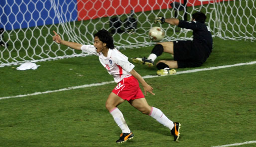 Italiens Moment des Schreckens: Ahn Jung-Hwan trifft per Golden Goal bei der WM 2002