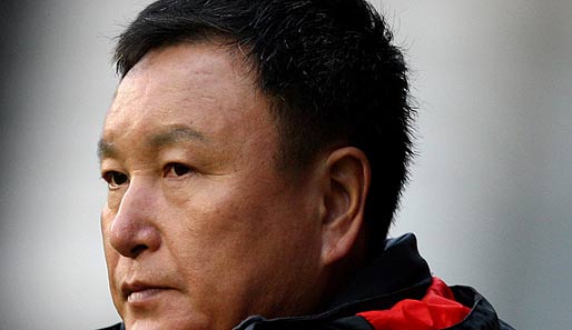 Südkoreas Trainer Huh Jung Moo kann auf den ehemaligen Bremer Stürmer bauen
