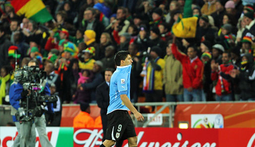 Held statt Sündenbock: Letztendlich bescherte Luis Suarez' Handspiel Uruguay den Halbfinaleinzug