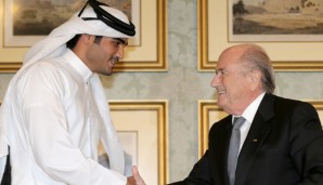 Sepp Blatter verteidigt hartknäckig die Zusage für die WM 2022 in Katar