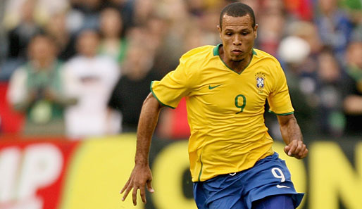 Luis Fabiano erzielte gegen Portugal drei Tore für Brasilien