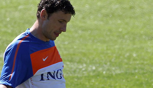 Mark van Bommel will bei der EM 2012 noch mitspielen