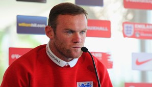 Wayne Rooney glaubt an eine Chance der Engländer