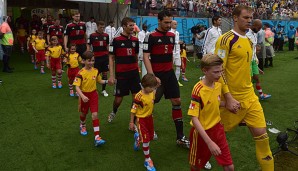 Manuel Neuer (r.) blieb gegen die USA zum zweiten Mal bei der WM 2014 ohne Gegentor