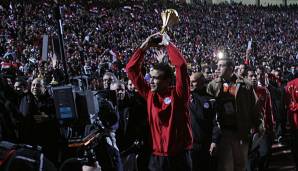 Essam El Hadary bejubelt den Sieg im Afrika Cup 2010.