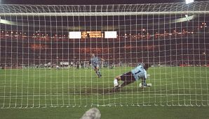 Gareth Southgate scheitert 1996 im EM-Halbfinale mit seinem Elfer an Andreas Köpke.