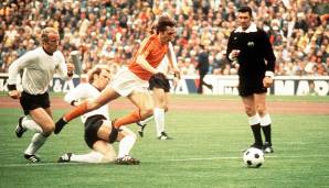 WM 1974: Die Niederländer waren in Deutschland wohl die stärkte Mannschaft, verloren im Finale aber. Immerhin erkannte man Johan Cruyff den Titel des besten Spielers an.