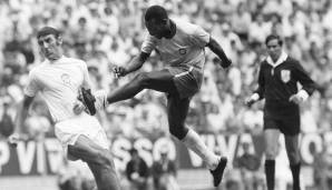 WM 1970: Eigentlich wollte Pele an der WM gar nicht mehr teilnehmen, entschied sich dann aber um. Er führte Brasilien als bester Spieler des Turniers zum Titel.