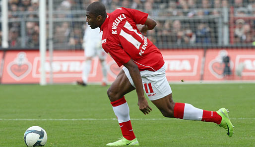 Der Kameruner Leonard Kweuke hat bisher drei Tore für Cottbus erzielt