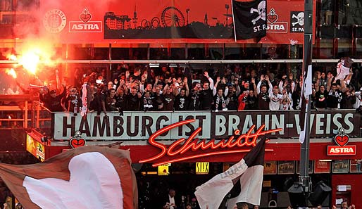 Pünktlich zum Jubiläum feiert der FC St. Pauli den Aufstieg in die Bundesliga