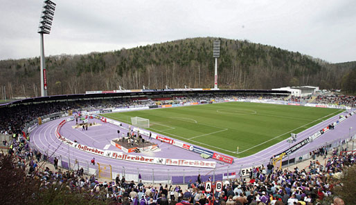 Das Erzgebirgsstadion in Aue hat ein Fassungsvermögen von 15.690 Plätzen
