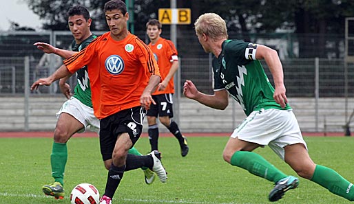 Akaki Gogia (am Ball) wechselt auf Leihbasis zum FC Augsburg