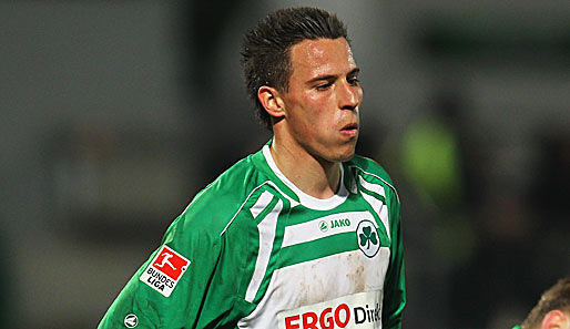 Eigengewächs Edgar Prib verlängerte seinen Vertrag bei Fürth bis 2014