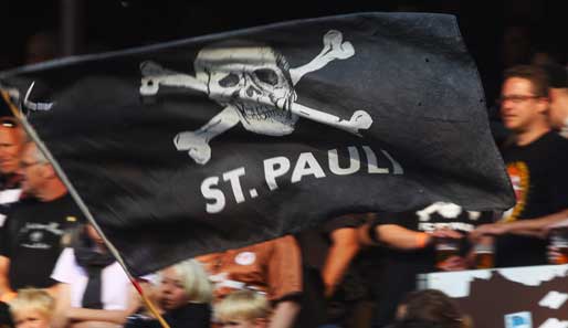 Der FC St. Pauli erhält nach dem erneuten Becherwurf eine Geldstrafe in Höhe von 8000 Euro