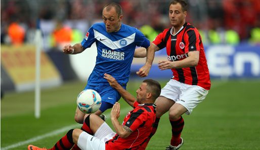 Alexander Iashwili (l.) und der Karlsruher SC müssen in die Relegation