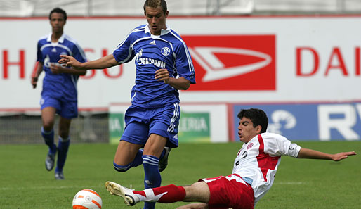 Während seiner drei Jahre auf Schalke kam Wiegel nie in der Bundesliga zum Einsatz