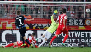 Uwe Hünemeier bescherte Paderborn kurz vor Schluss einen Punkt bei Dynamo Dresden