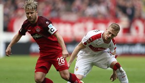 Daniel Halfar wird den FC Kaiserslautern auch in der anstehenden Saison als Kapitän aufs Feld führen