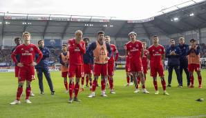 Der HSV hat dank einer desaströsen Rückrunde den Wiederaufstieg in die Bundesliga aller Voraussicht nach verpasst. Wie das Netz auf die Hamburger Pleite reagiert, seht ihr hier.