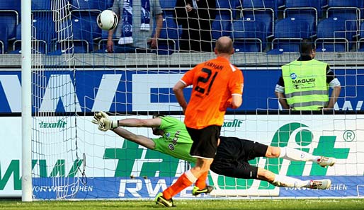 Miroslav Karhan erzielte den entscheidenden Treffer per Elfmeter